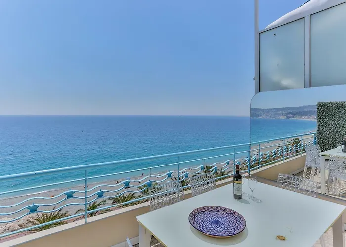 Maison Bianchi - 91 Promenade Des * Nice